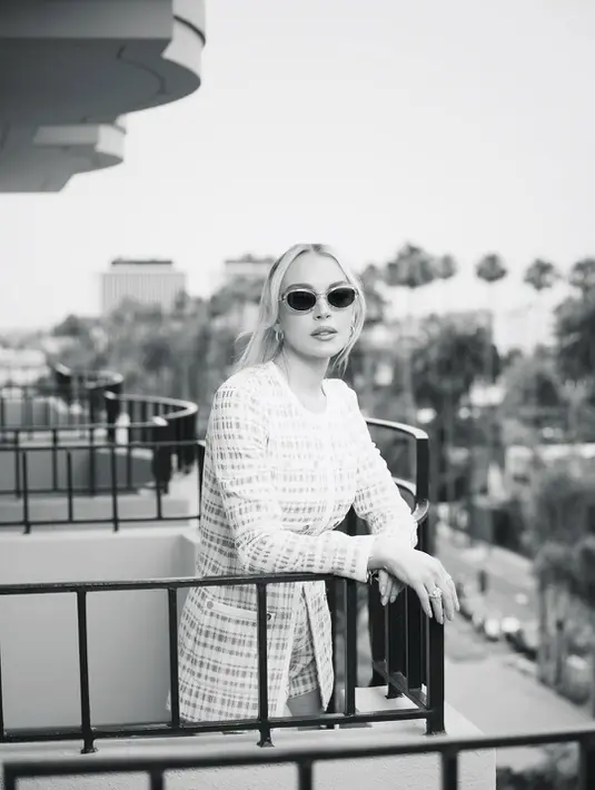  Instagram/ Lindsay Lohan]