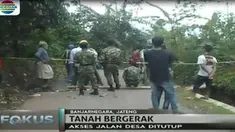 Selain diminta mengungsi warga juga diminta menuutup akses jalan Desa karena berpotensi rawan longsor.
