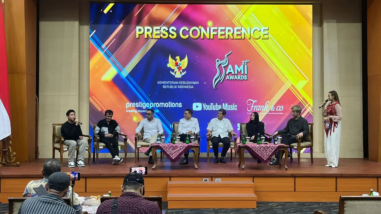 Menteri Kebudayaan (Menbud) Fadli Zon mengapresiasi seluruh pihak yang telah berkontribusi dalam pelaksanaan AMI Awards 2024.