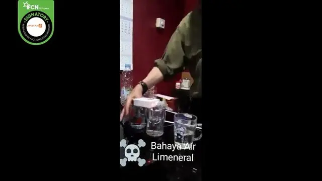 Gambar Tangkapan Layar Video Uji Coba Kadar Besi dalam Air Mineral
