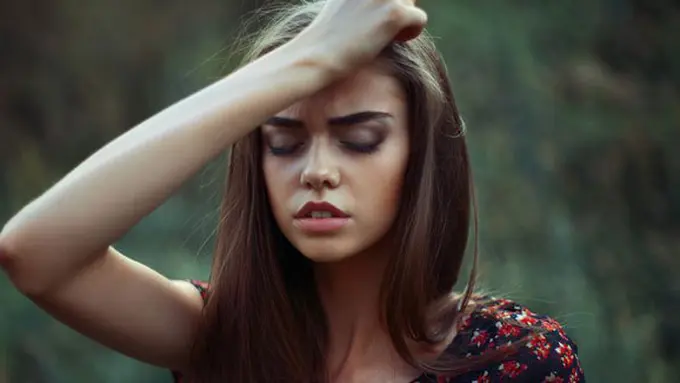 Alasan putus cinta itu menyakitkan/copyright Shutterstock.com