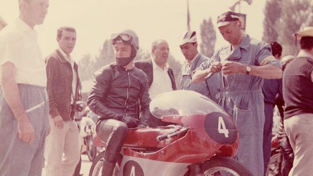 <span>Gary Hocking, pembalap dari benua Afrika yang berhasil jadi juara dunia kelas 500cc 1961. (Istimewa)</span>
