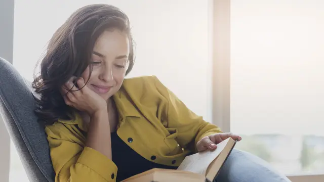 Ilustrasi membaca buku, kumpulan pantun