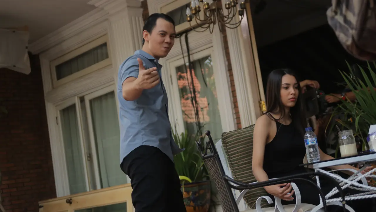 [Bintang] Adegan film Single