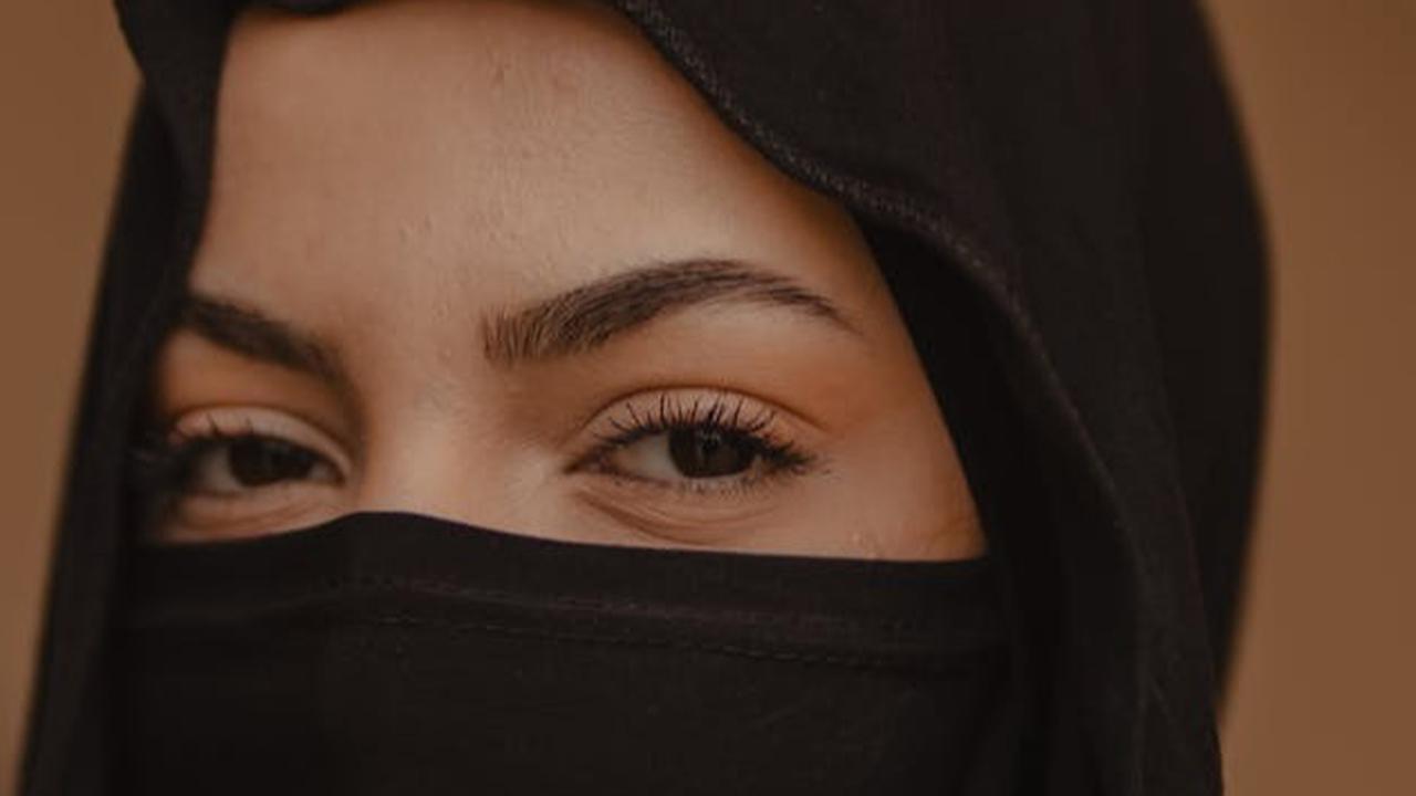 Bukan Khadijah Istri Rasulullah, Ini Sosok Wanita Muslim Pertama yang Mati Syahid Mempertahankan Iman