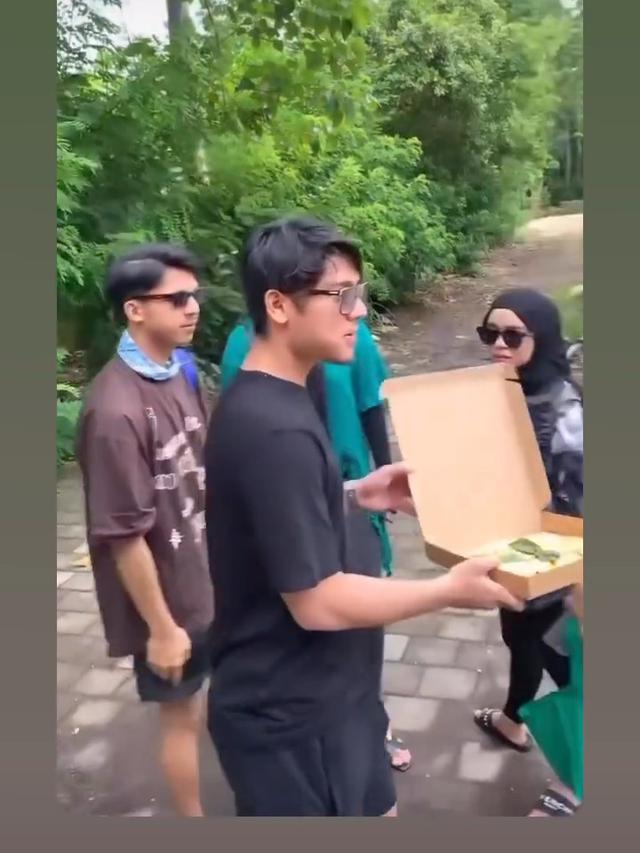 Lesti Kejora triple date bareng Margin Wieheerm dan Shania Indriani serta suami masing-masing (Foto: IG alisyakieb)