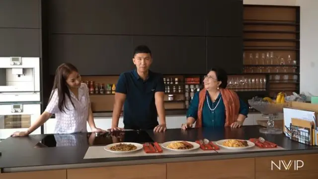 7 Momen Kebersamaan Nikita Willy Belanja dan Belajar Masak Bareng Mertua