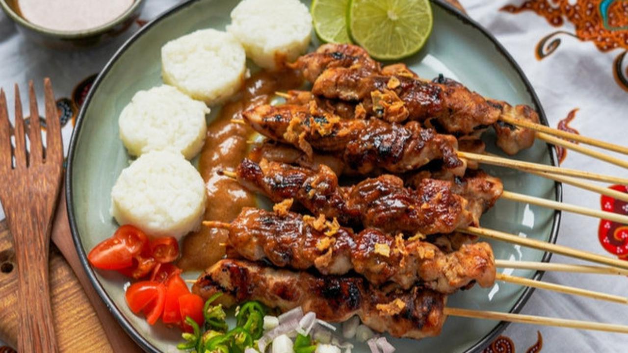Resep Sate Ayam Saus Kacang yang Empuk dan Beraroma Smoky, Mudah untuk Ibu Recook