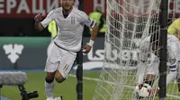 Ciro Immobile mencetak 2 gol ke gawang Macedonia. (AP Photo/Boris Grdanoski)