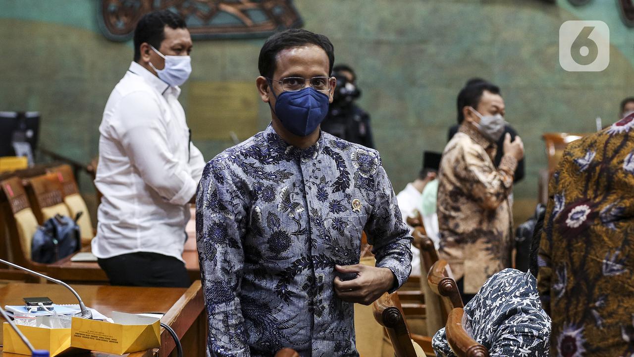 FOTO: Mendikbud - DPR Evaluasi Belajar dari Rumah hingga Kesiapan Rekrutmen Guru Honorer