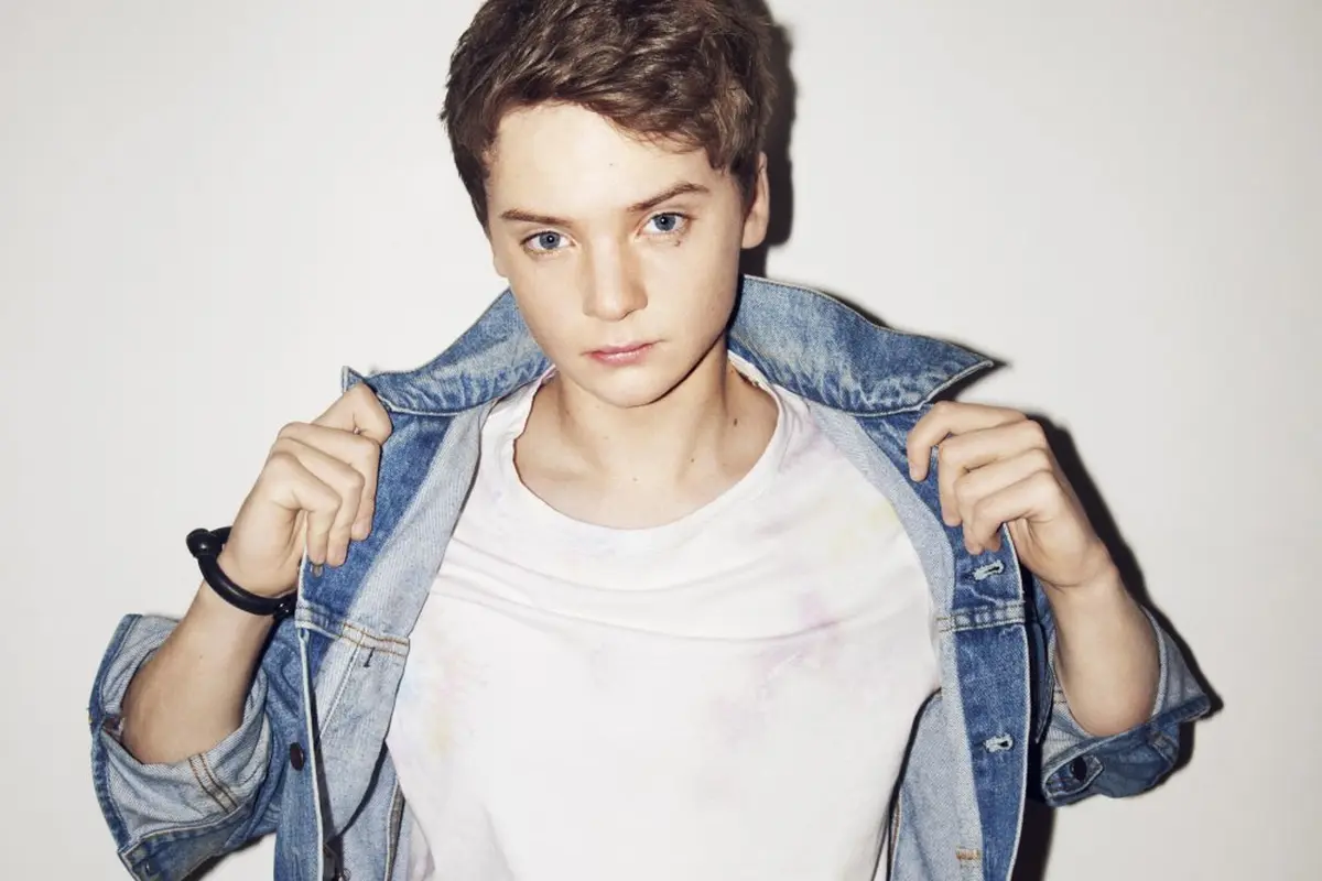 [Bintang] Conor Maynard