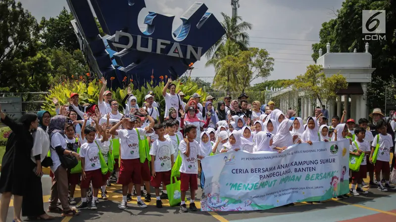 Ancol & Forhati Berbagi Ceria Anak Kampung Sumur