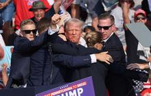 FOTO: Momen Donald Trump Ditembak Sniper Berjarak Ratusan Meter Saat Kampanye di Pennsylvania