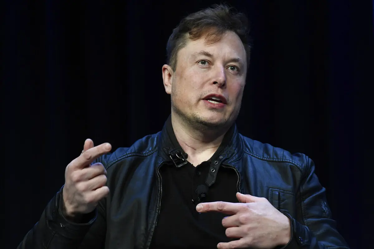Elon Musk Kritik Miliarder Vinod Khosla Gara-Gara Batasi Akses Publik ke Pantai