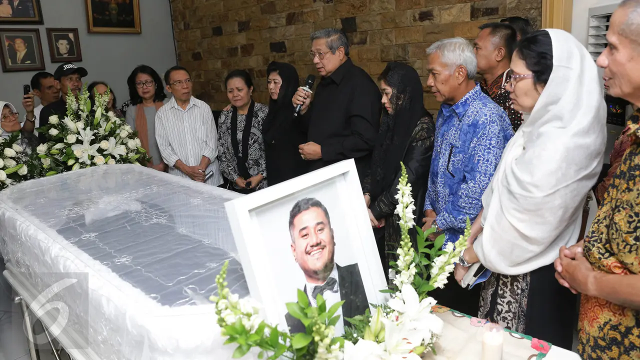 20160801-SBY Kunjungi Rumah Duka Mike Mohede
