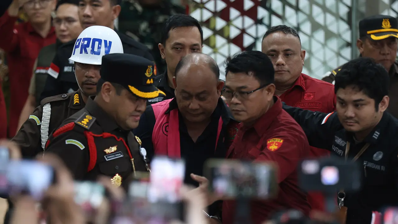 Kejagung tahan eks Ketua BGN Dadan Hindayana