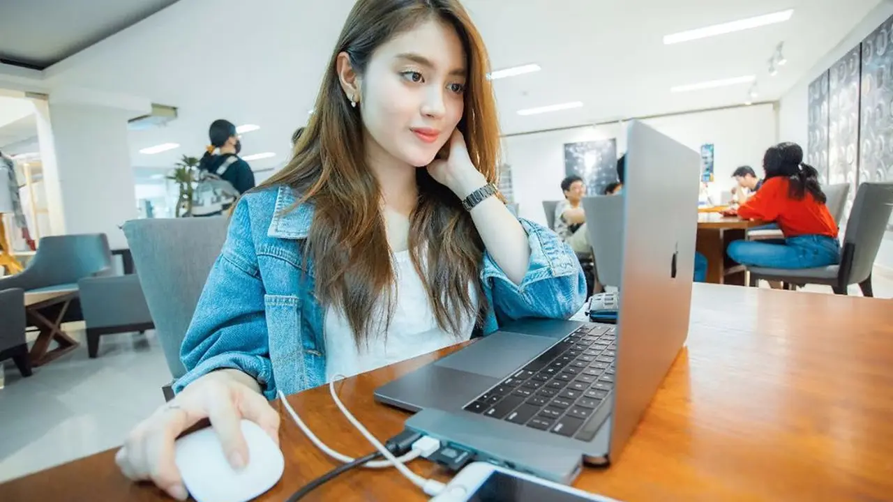 [Fimela] Nabilah Ayu eks JKT48