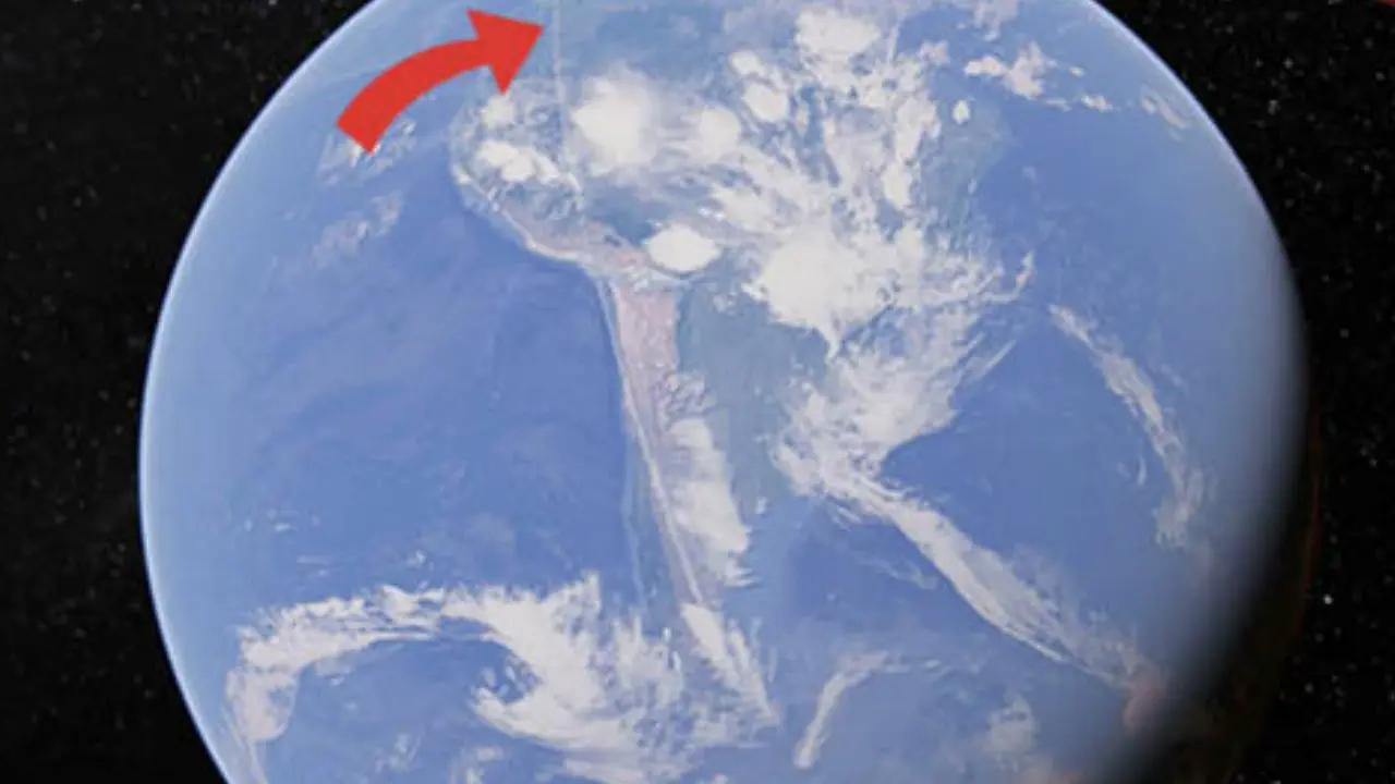 Garis putih di Bumi. (Google Earth/ Secure Team)10)