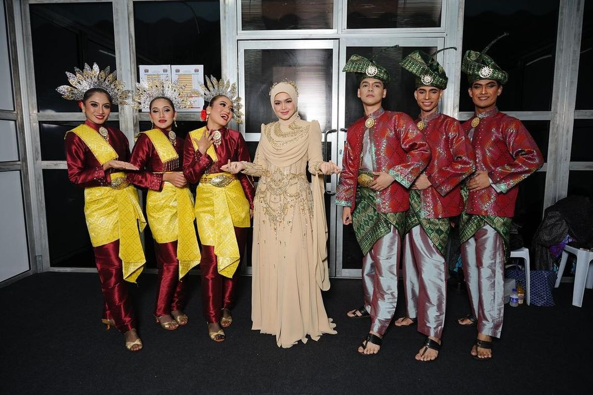 Lama Tak ke Indonesia Setelah Berkeluarga, Siti Nurhaliza Ngaku Kuliner Indonesia Satu Ini