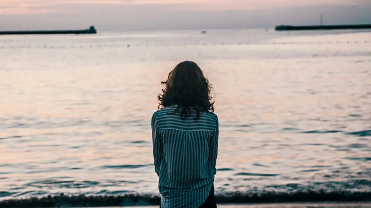 Lupakan Dia, 5 Tanda Cintamu Tak Berbalas