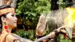  Hanya tinggal menghitung hari saja, pernikahan gaib antara Pangkalima Burung dan orang yang disebut sebagai titisan Nyi Roro Kidul, Sri Baruno Parameswari, akan berlangsung.