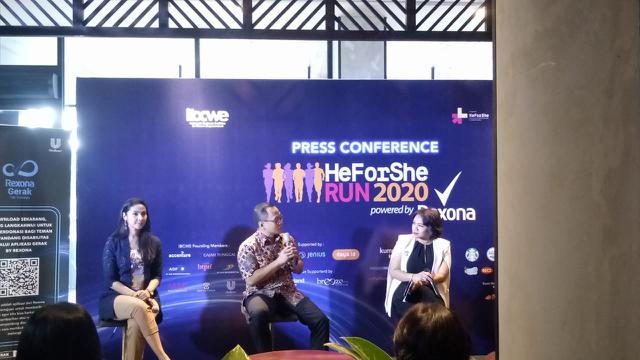 Talkshow kesetaraan gender di lingkungan kerja.