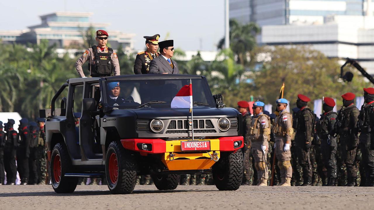 VIDEO: Pesan Tegas Prabowo Depan Kapolri di HUT Bhayangkara "Jadilah Polisi Yang Dicintai Rakyat!"