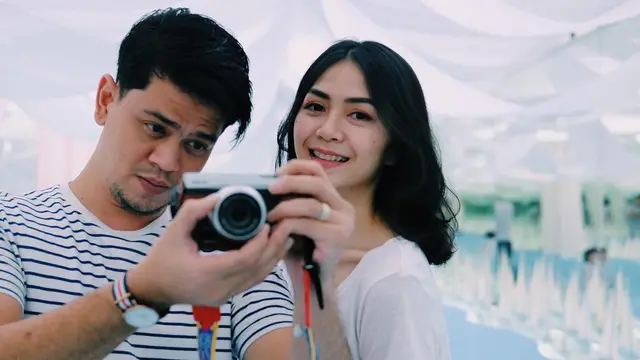 Jarang Muncul di Layar Kaca, Ini 7 Potret Terbaru Tyara Renata Bersama Keluarga