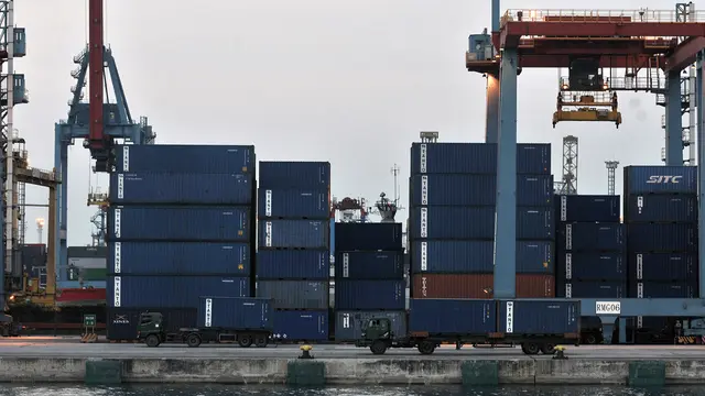 Januari-Juli 2019, Neraca Dagang Indonesia Defisit USD 1,9 Miliar