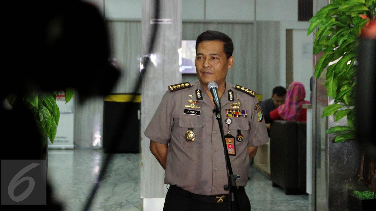 Polda Metro Jaya Tetapkan Firza Husein Sebagai Tersangka-Jakarta- Johan Tallo-20170516