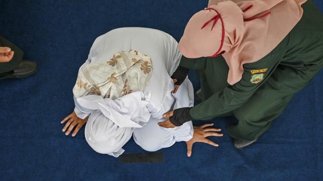 Hukum Cambuk Banda Aceh