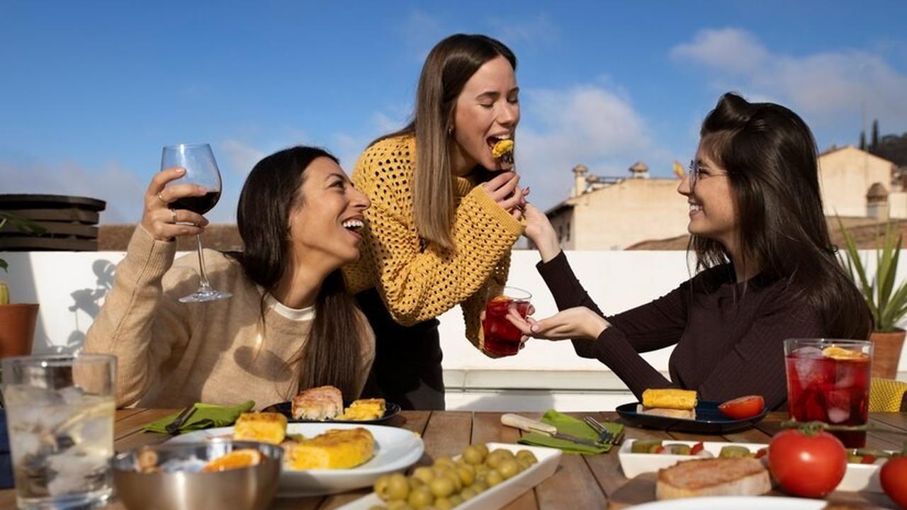 10. Spanyol pesta makan hanya di siang hari