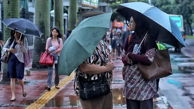 7 Benda Wajib Punya Kalau Ingin Tinggal Lebih Lama di Jakarta