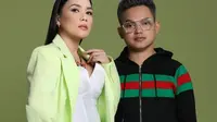 Penyanyi asal Malaysia, Eira Syazira, kini diproduseri Dodhy Kangen Band (https://www.instagram.com/p/Cs6F6lKJ-FN/)