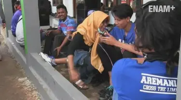 Jelang perhelatan final sepakbola piala presiden antara Arema FC dengan Borneo Pusamania FC, suporter kesebelasan Arema FC mulai berdatangan ke Bogor. Mereka menginap di stasiun dan mesjid dekat stadion