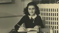 1 Agustus 1944: Anne Frank Tulis Catatan Terakhir Sebelum Ditangkap Nazi