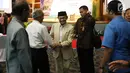 Presiden ke-3 BJ Habibie usai menghadiri Dialog Nasional di gedung BPPT, Jakarta, Rabu (9/5). Dialog tersebut bertema "Meningkatkan Inovasi Iptek untuk Mendorong Industri Dalam Negeri Mewujudkan Ekonomi Pancasila". (Liputan6.com/JohanTallo)