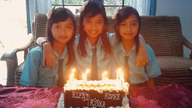 Rizki Rizka Rizke Dilamar Pria Kembar