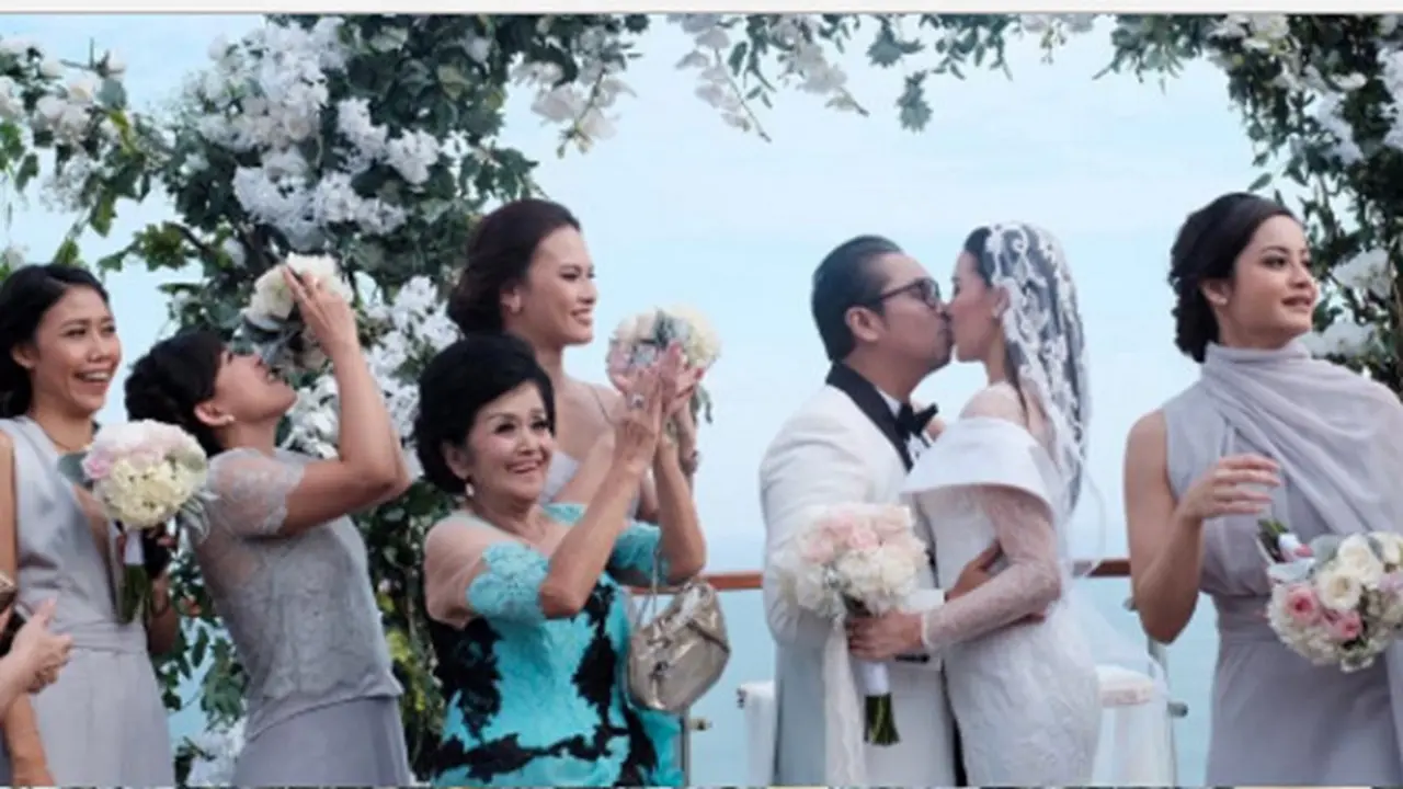 [Bintang] Pernikahan Sammy Simorangkir dan Viviane