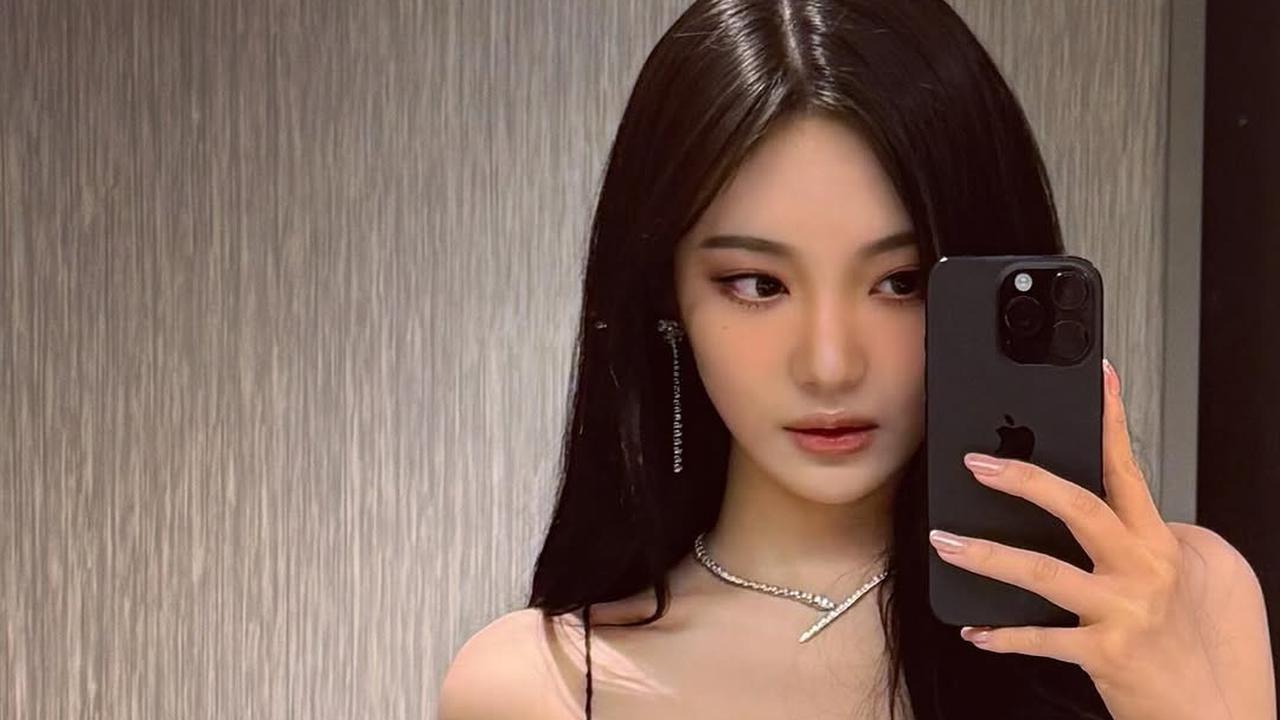 5 Potret Terbaru Ningning aespa yang Tampil Cantik Maksimal dengan Dress Hitam, Banjir Pujian