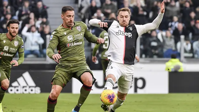 Ronaldo Hattrick, Juventus Hajar Cagliari 4-0