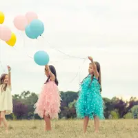 Mungkin, dengan pemilihan tema yang seru, anak-anak bakal lebih happy diajak foto.