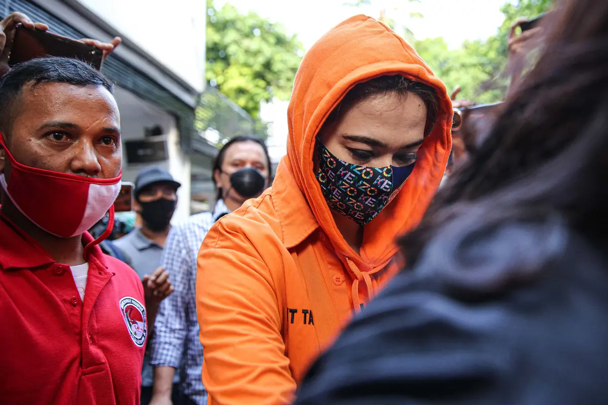 Catherine Wilson Tertunduk Saat Rilis Penyalahgunaan Narkoba