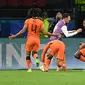 Selebrasi pemain Belanda saat mengalahkan Ukraina di Euro 2020 / 2021 (AFP)