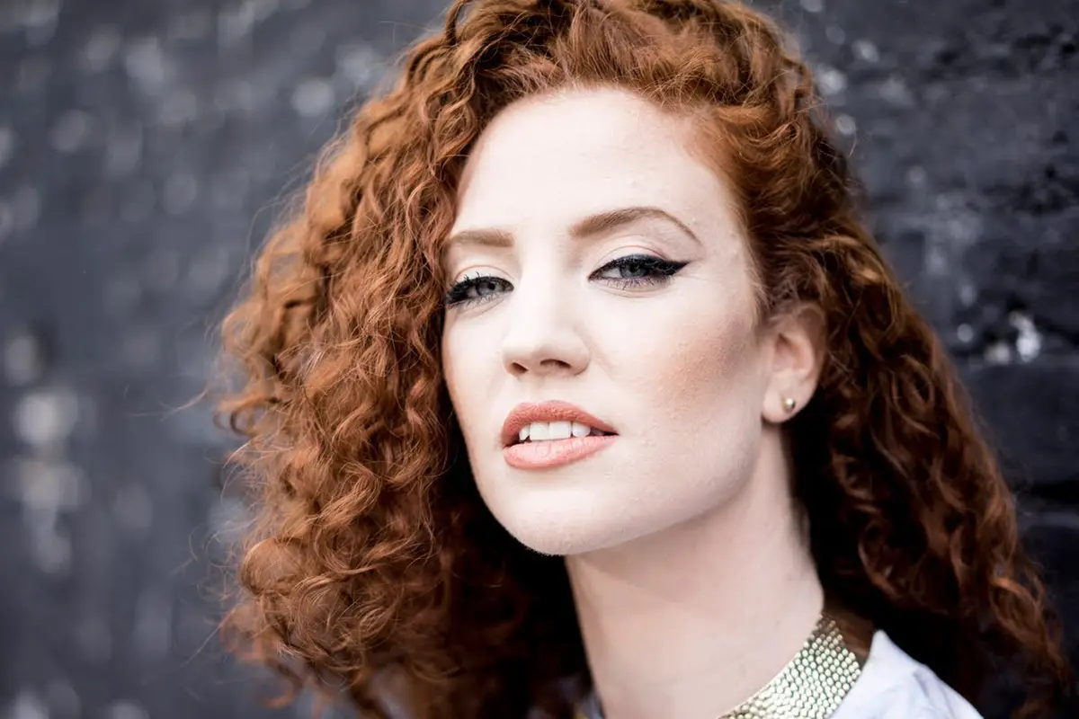 [Bintang] Jess Glynne