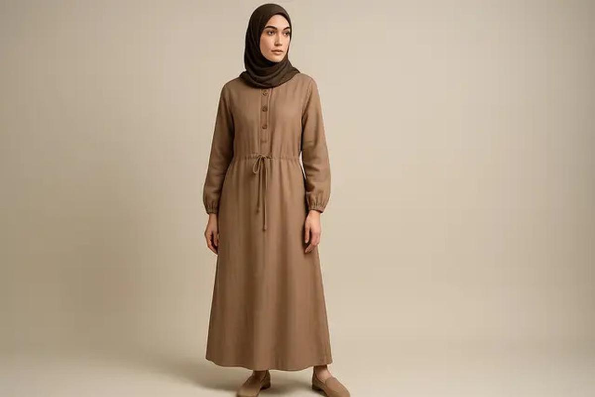 12 Model Busana Muslimah 1 Warna yang Lagi Tren di 2025, Tampilan Simpel tapi Elegan
