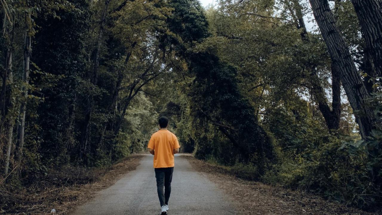Tak Perlu Keluarkan Biaya Mahal,  Begini Tanda Kolesterol Tinggi yang Muncul Saat Berjalan