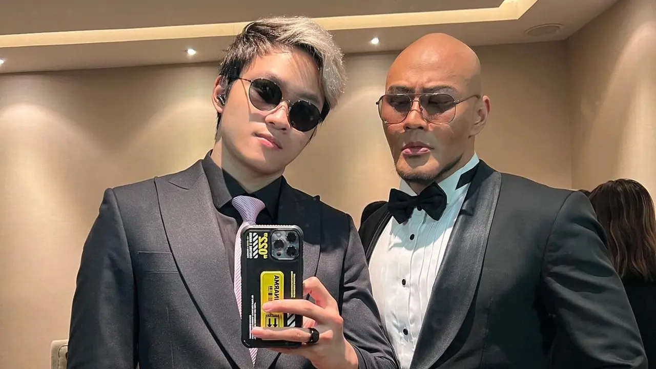 [Fimela] Azka Corbuzier dan Deddy Corbuzbier