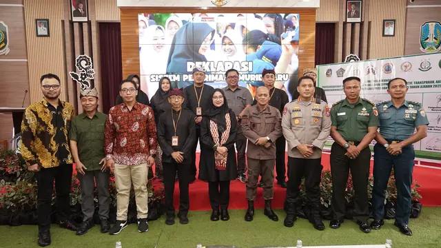 Deklarasi SPMB 2025 Banyuwangi, Bupati Ipuk Tegaskan Semua Anak Harus Sekolah