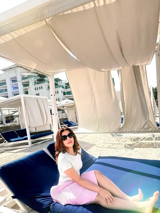 Gaya Santai Tasya Farasya Menikmati Hidup di Dubai dengan Rok Pendek, dari Padel hingga Berjemur